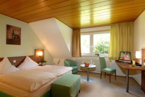 Hotel Zur Erholung & Restaurant Amme'S Landhaus Eicklingen Екстер'єр фото
